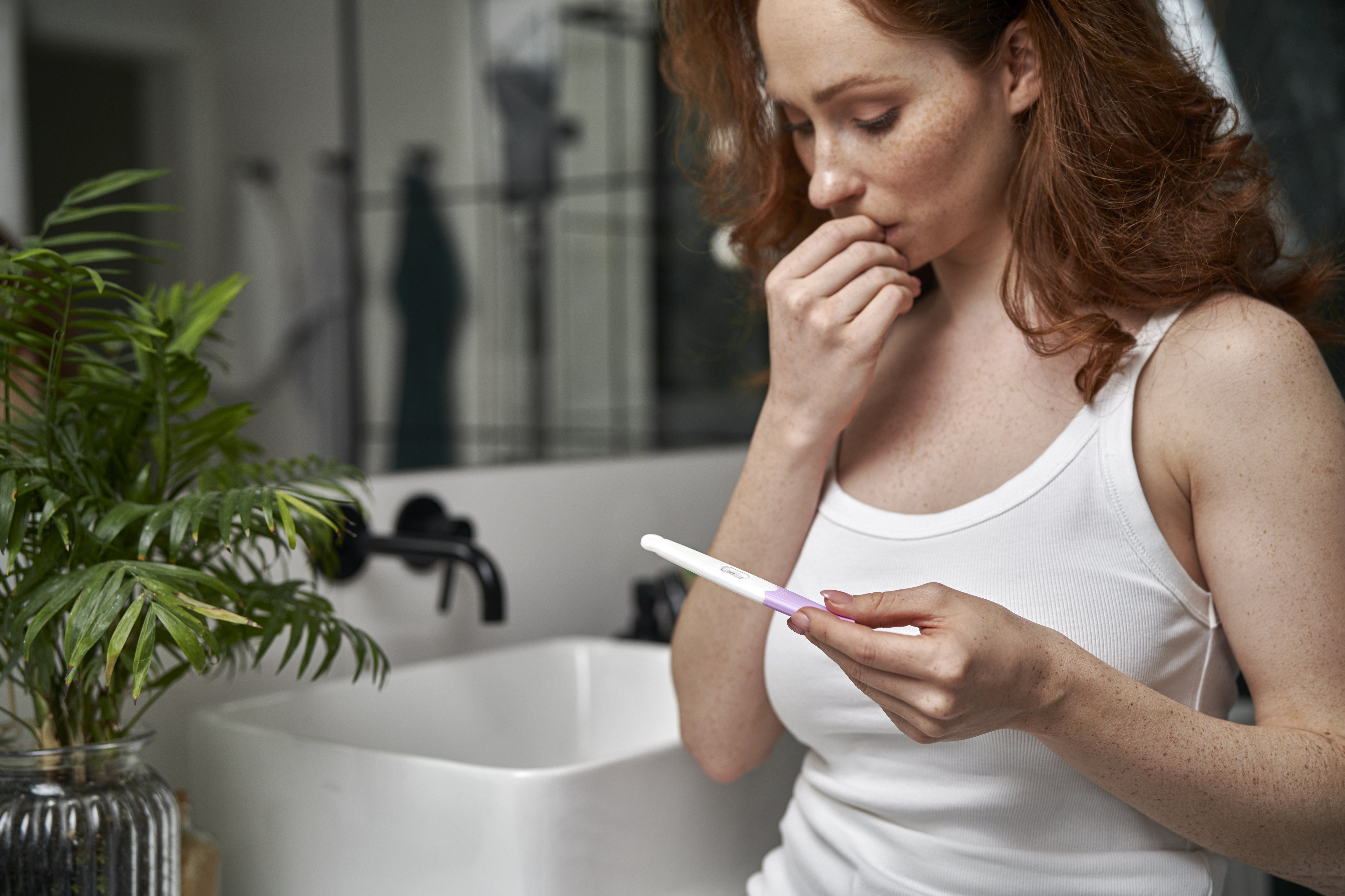 Tests De Grossesse Précoce One Step - Boîte De 25 Tests, Fiable à 99,9%, Valable Jusqu'en 2026